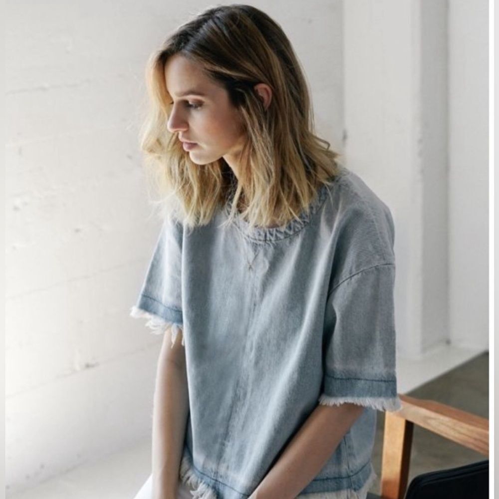 J Brand Dallas Denim Frayed Top - size XS (runs larger)